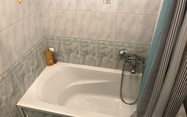 Na Tsentralnoy Ploschadi Goroda Apartments