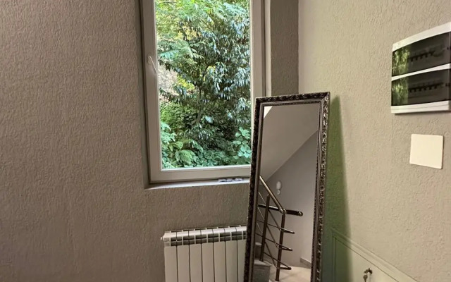 Guesthouse 99, Guest House