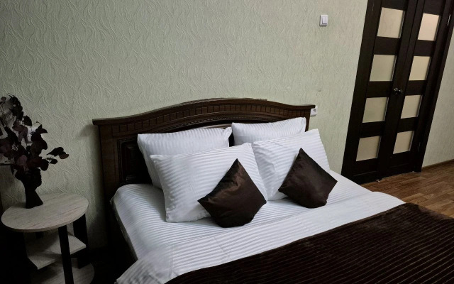 Квартира на Баха 10