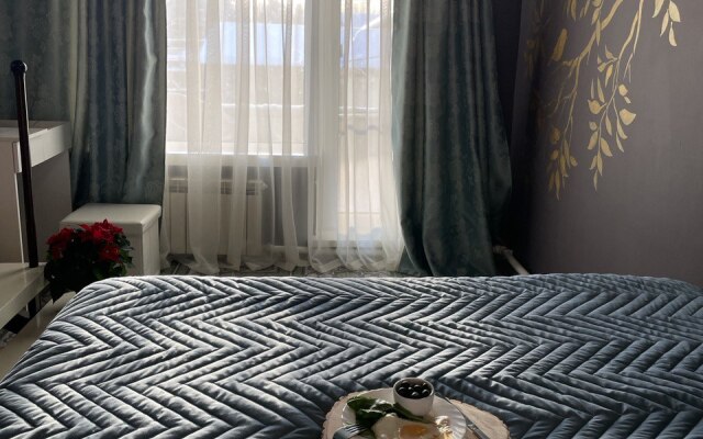 U Mednogo Ozera Private House