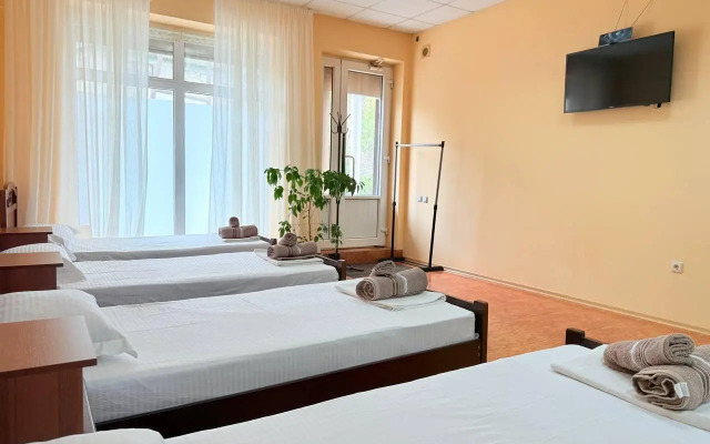 Апартаменты Студия у Морского порта Центр, вокзал, тишина