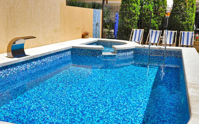 Mango Guest House