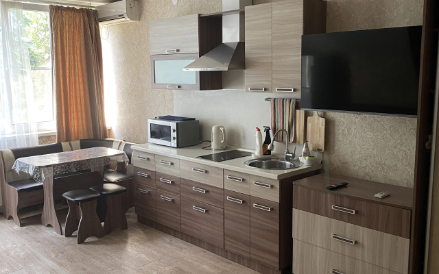 Studiya S Basseynom I Zonoy Dlya Barbekyu Apartments