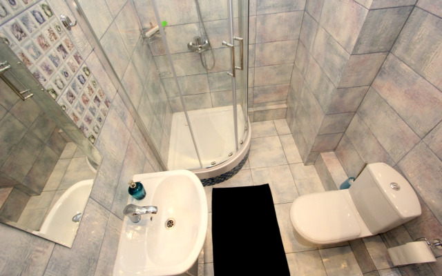 Апартаменты Глобус на Крестинского 35 (1)