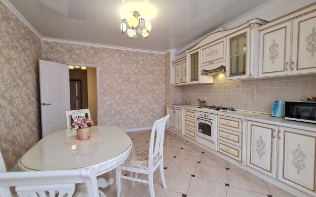 VIP Kvartiry na Moskovskoy by Sutki26 Apartments