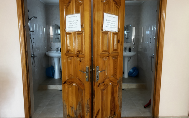 U Samogo Sinego Morya  Living Quarters