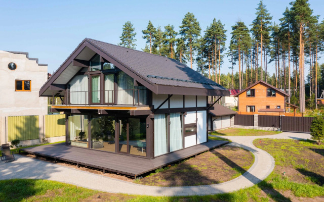 Гостевой Дом Дом с Панорамным Видом на Лес