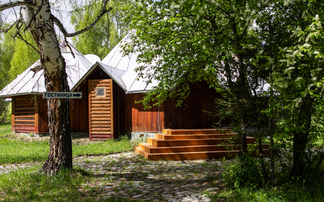 Tyungur Hotel