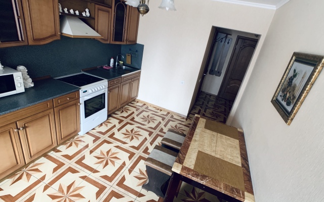 V Tsentre Na Ostrovskogo Apartments