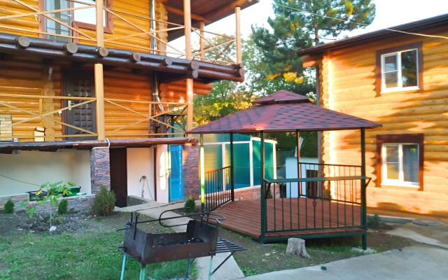 V Lesu U Morya Guest House