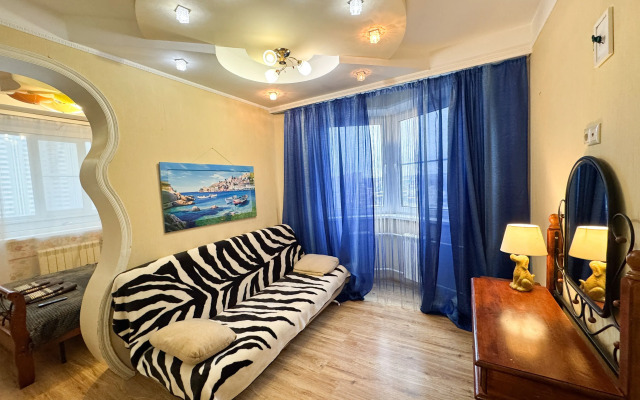 S zaseleniem 24/7 luchshiy servis posutochno 50 Flat
