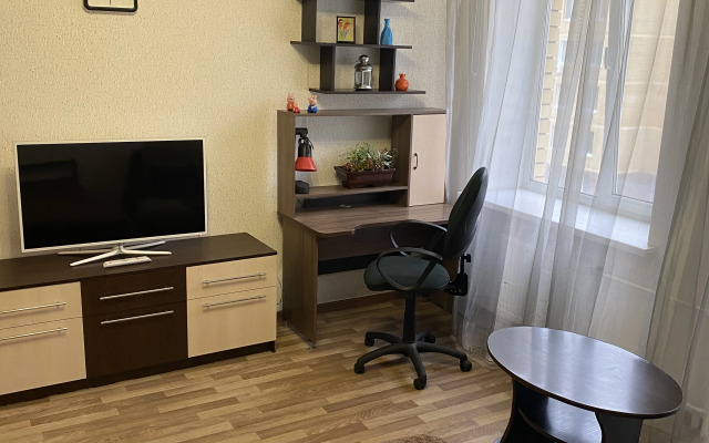 NaProtiv Rivyery Flat
