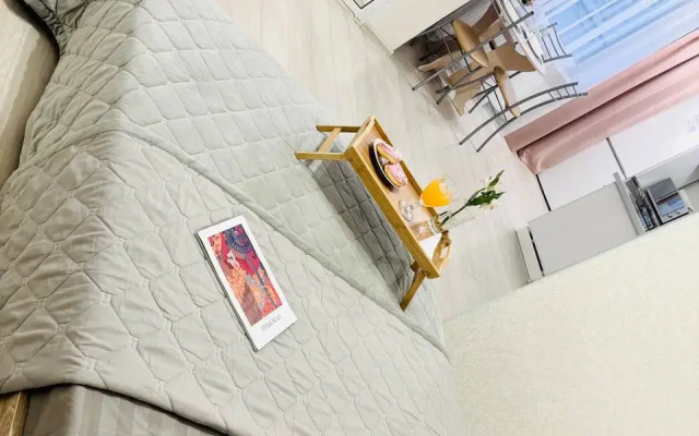 MoonRoom 72 V Yevropeyskom ryadom s akvaparkom Flat