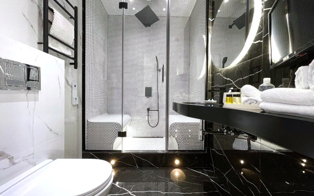 Vidovaya studiya s khammamom u reki Apartments