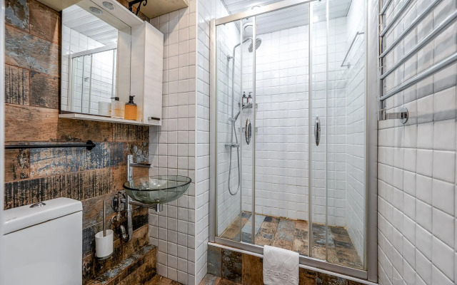 Апартаменты для 7 Человек на Петроградке с Парковкой