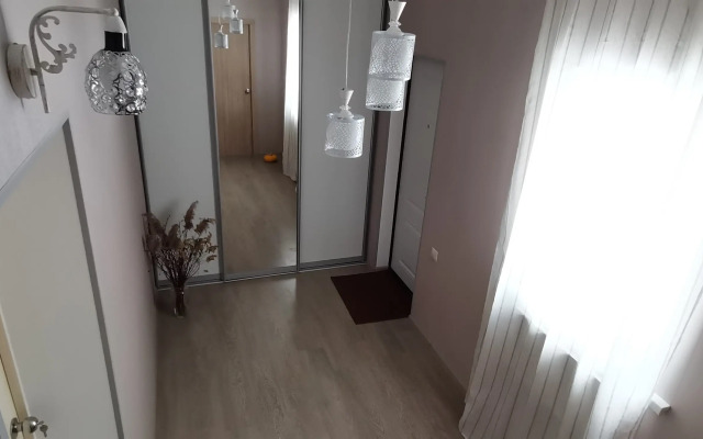 Частный дом на берегу моря с бассейном