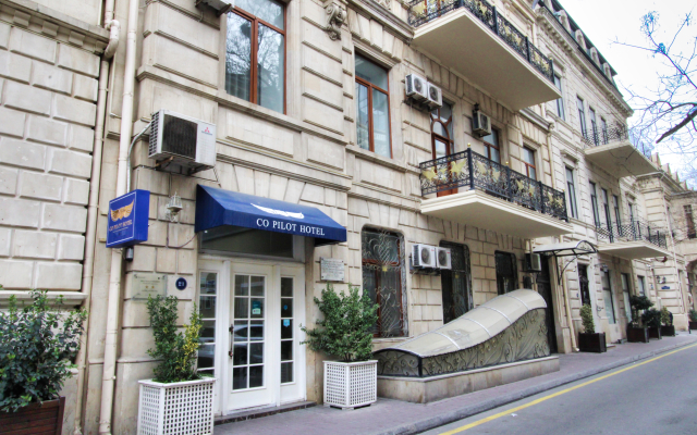 Pilot Baku Hotel