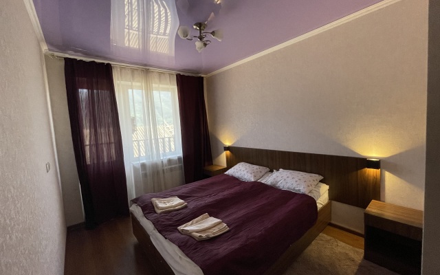 Гостевой дом Ёлка и Камин