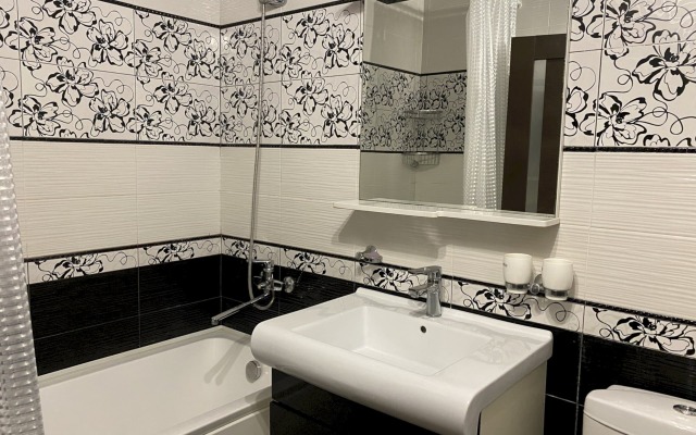 Апартаменты 395 Серафимовича 19