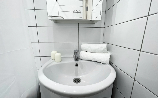 Apartamenty Dvuhkomnatnye na Tul'skoj 18 na Sestom etaze Kvartira 24