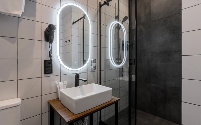 Seven Hills Brestskaya Hotel