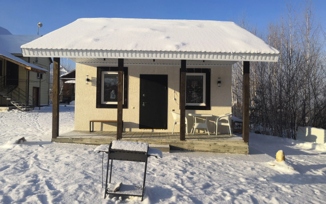 Domik Okolo Ozyora Private house