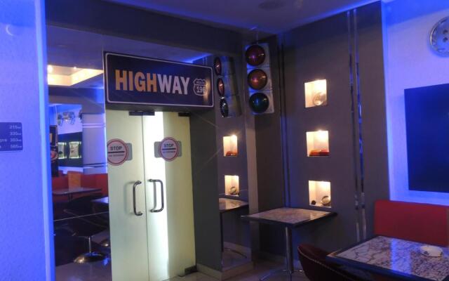 Отель Надеждинский