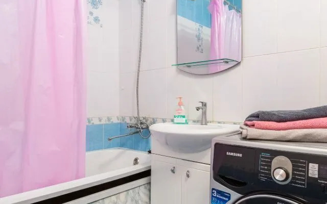 Na Ulitsa Nikolaya Semyonova 27k2 Flat
