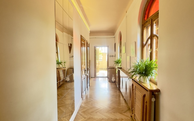 U Kitayskoy Besedki Guest House