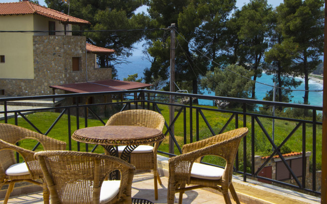 Akrogiali IV Posidi Villas