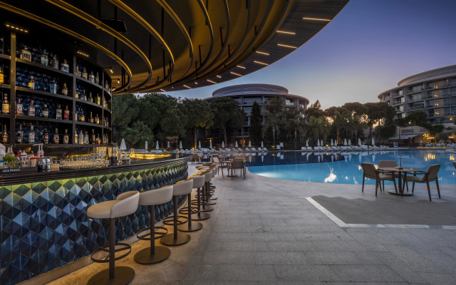 Calista Luxury Resort