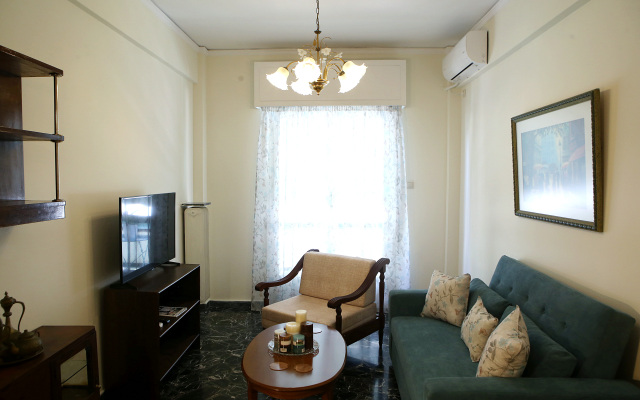 Best House Athens Larisis Metro (Liosion Str.) Apartment