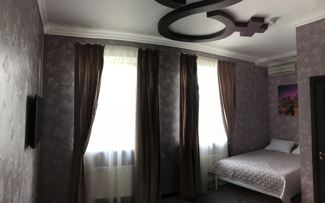Chisto Hotel