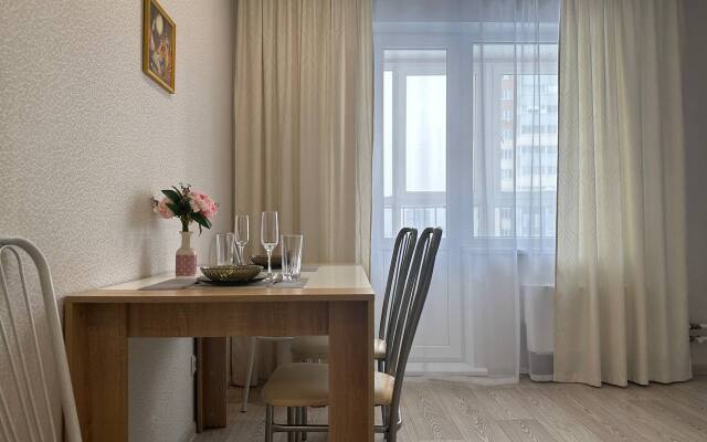Dvukhkomnatnaya Leningradskaya 68b Flat