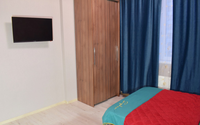 Bolshaya Dvushka na Astrahova Zona Komforta Flat