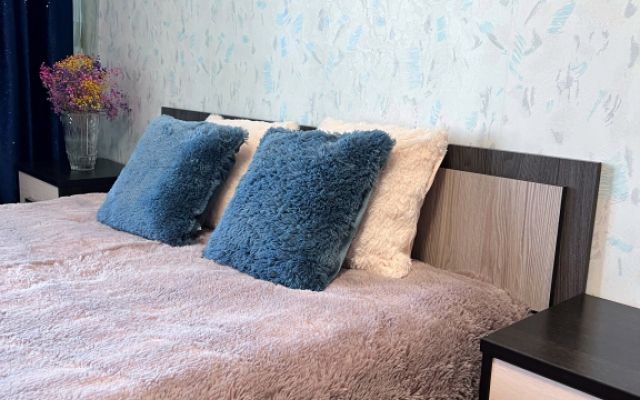 Apartamenty S Balkonom Na Revolyutsii 48v