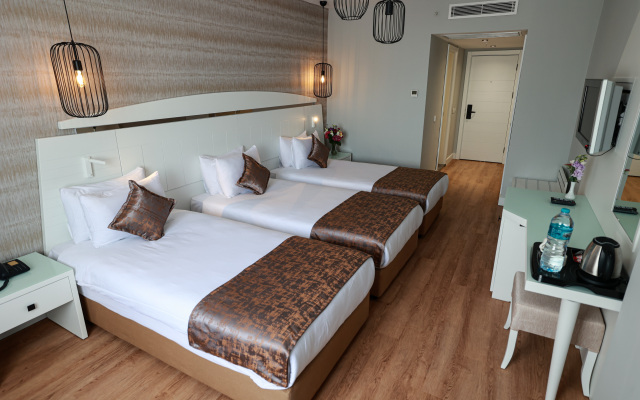 Nova Plaza Orion Hotel