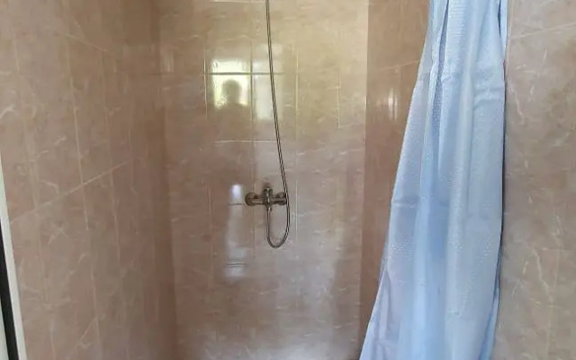 Uyut Guest house