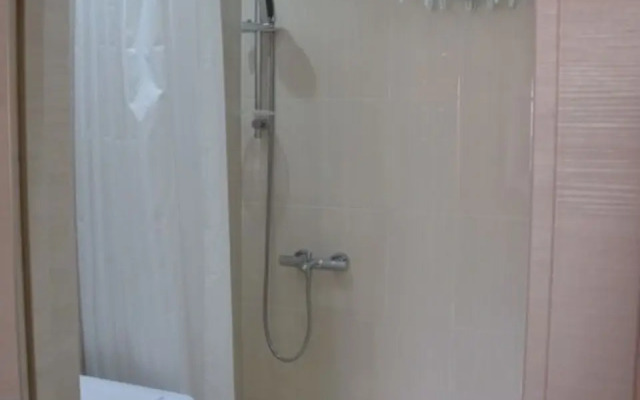 Квартира с сoвpeмeнным pемoнтом в Сириуcе