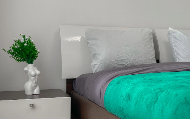 Апартаменты 2-к. Квартира 50 м² 2/25 эт.