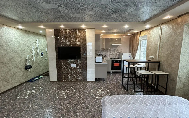 Na Prospekte Oktyabrya 40a Flat