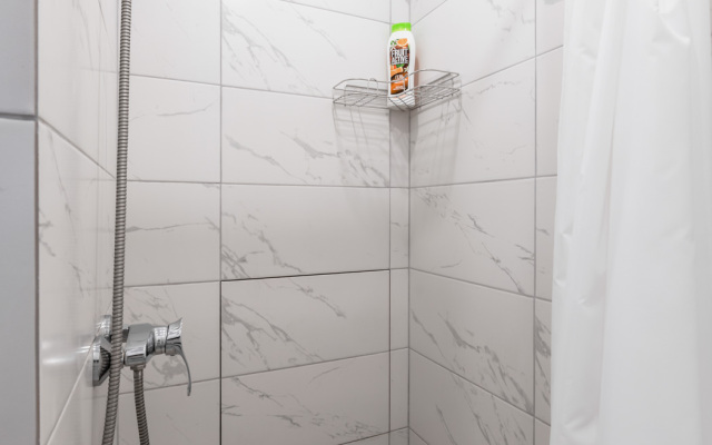 Na Bulvare Ejnshteyna Dom 4 Apartments