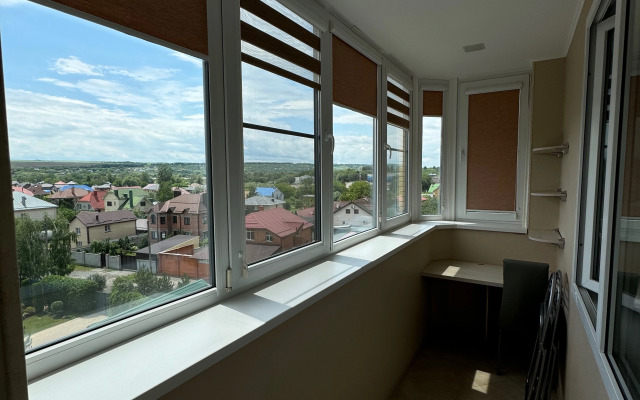 V Zhilom Rayone Berezovy Flat