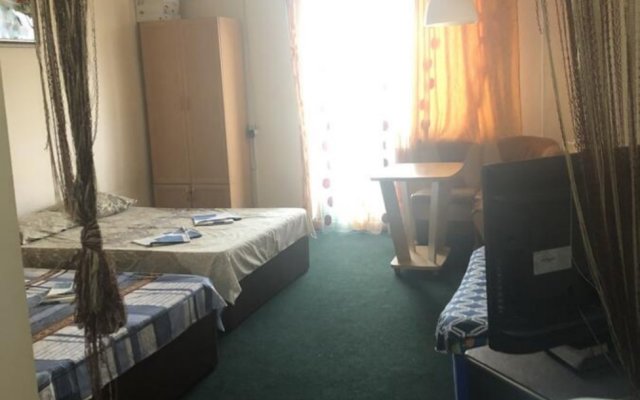 S Vidom Na More V 20 Metrakh Ot Plyazha Aparthotel