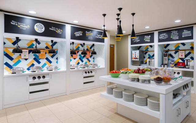 Отель Hampton By Hilton Москва Строгино