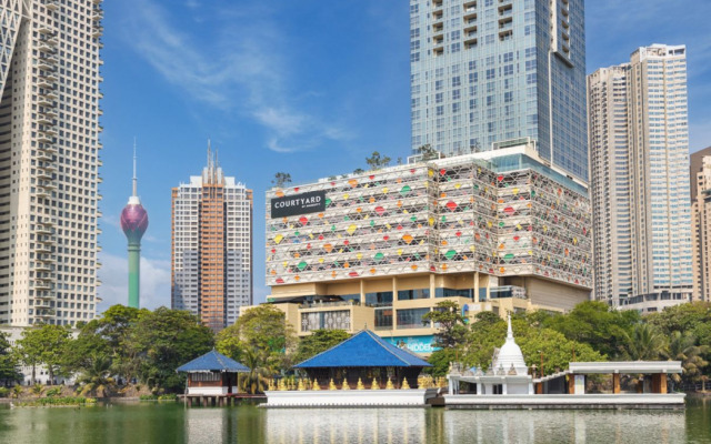 Courtyard by Marriott Colombo Hotel