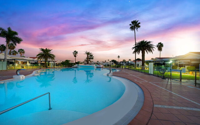 Maspalomas Lago - Canary Sunset