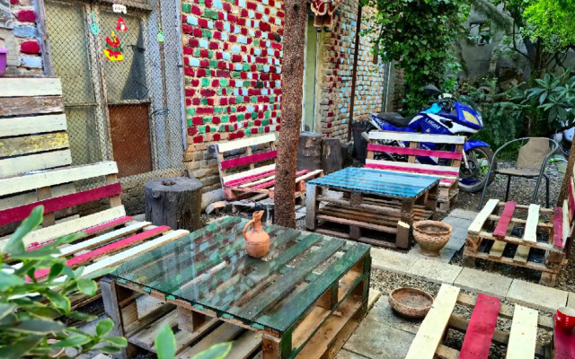 Colors Hostel