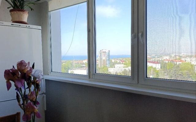 Квартира уютная 3-комнатная с видом на море и Херсонес