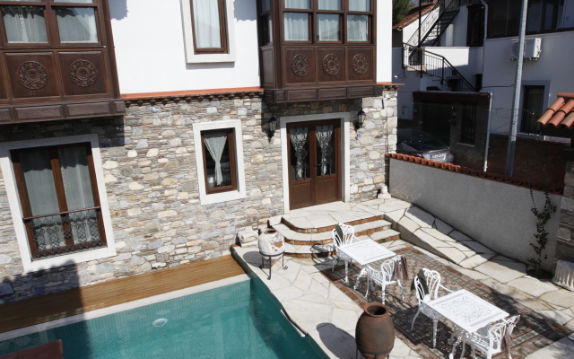 Akanthus Ephesus Boutique Hotel